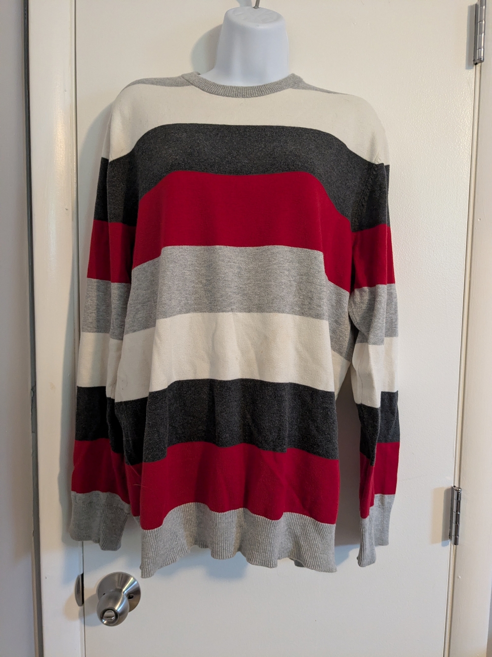 Old Navy Men's Sweater Gray Red White Striped, Size Large